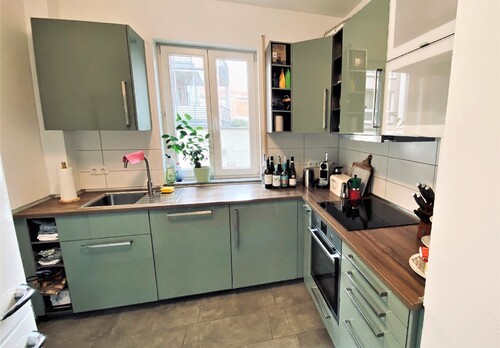 offene Küche - Erdgeschoßwohnung mit 70,00 m² in Seligenstadt zur Miete