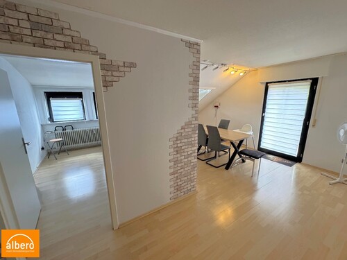 ehemaliges Wohnzimmer, jetzt geteilt... - albero:) zentrumnah - 900,00&nbsp;EUR Kaltmiete, ca.&nbsp; 73,00&nbsp;m&sup2;&nbsp;Wohnfl&auml;che