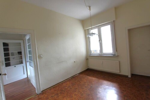 Küche - Diele EG - 10 Zimmer Zweifamilienhaus in Mainhausen