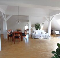 albero:) Exklusives Dachgeschoss mit Galeriecharakter im denkmalgeschützten Yorkhof (Baujahr 1902) - Hanau Lamboy