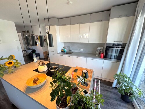 Einbauküche - Erdgeschoßwohnung mit 103,00 m² in Seligenstadt zur Miete