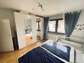 Schlafzimmer - 3 Zimmer Etagenwohnung zur Miete in Seligenstadt