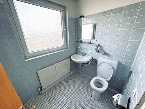 separates WC - 