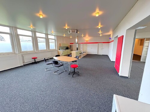Ausstellung hinten - 