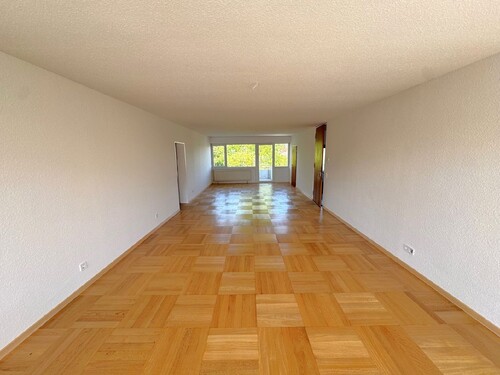 Wohnzimmer - 4 Zimmer Etagenwohnung zur Miete in Seligenstadt