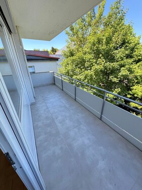 Nord-Balkon - Etagenwohnung mit 125,00 m&sup2; in Seligenstadt zur Miete
