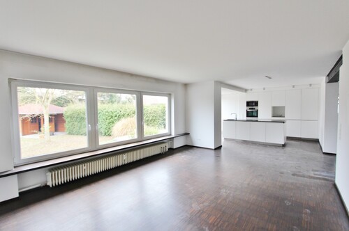 Wohnzimmer + offene Küche - 3 Zimmer Terrassenwohnung zur Miete in Seligenstadt