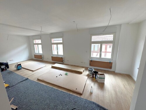 Wohnzimmer - 3 Zimmer Dachgeschoßwohnung zur Miete in Seligenstadt
