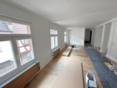 wohnen mit offener Küche - 3 Zimmer Dachgeschoßwohnung in Seligenstadt