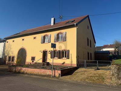 Foto - RESTAURIERTER LANDHAUS-CHARME MIT VIEL PLATZ
