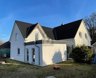 ENERGIEEFFIZIENT UND MODERN MIT SAUNA - Soderstorf