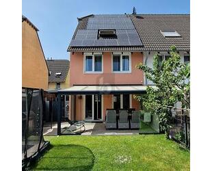 MODERNISIERT & GENÜGEND PLATZ IN RUHIGER WOHNLAGE - Oberhausen
