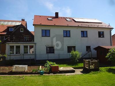 Foto - SANIERTES RENDITEHAUS IM GRÜNEN