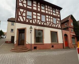 RENOVIERT & RENDITESTARK MIT CA. 6,9 % BRUTTORENDITE! - Walldürn