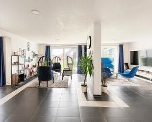 FAMILIENANWESEN MIT VIEL PLATZ + KINO + POOL ETC - Hohentengen am Hochrhein