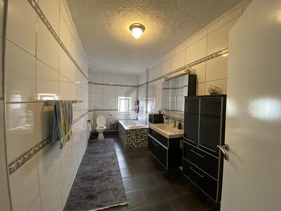Foto - Mehrfamilienhaus, Wohnhaus mit 245,00 m&sup2; in Duisburg zum Kaufen