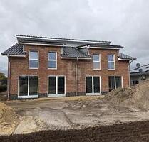 HOCHWERTIGER NEUBAU! ENERGIEAUTARK + GARTEN - Drebber