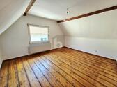 Foto - Einfamilienhaus mit 100,00 m² in Lörzweiler zum Kaufen