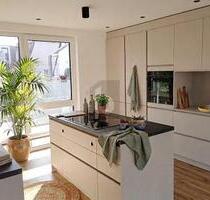 TRÄUMEN UND WOHNEN MIT STIL - 1.650,00&nbsp;EUR &nbsp;pro&nbsp; Monat Kaltmiete, ca.&nbsp; 111,00&nbsp;m&sup2;&nbsp;Wohnfl&auml;che in Goldbach (PLZ: 63773)