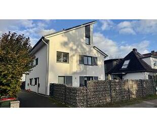 FAMILIENREFUGIUM MIT STUDIO, GARTEN & DESIGNKÜCHE - Hamburg