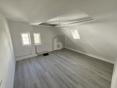 Foto - 7 Zimmer Mehrfamilienhaus, Wohnhaus in Mühlacker