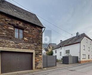 MODERNISIERTES HAUS MIT GROßEN HOF UND POTENZIAL - Wintrich