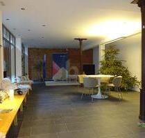 LADENLOKAL MIT FLAIR - 1.000,00&nbsp;EUR &nbsp;pro&nbsp; Monat Kaltmiete, ca.&nbsp; 68,00&nbsp;m&sup2; in Herrenberg (PLZ: 71083)