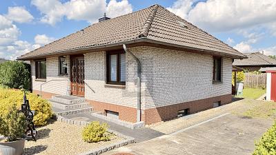 Foto - EBENERDIG WOHNEN MIT VOLLKELLER UND GARAGE