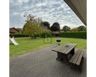 SCHÖNER FAMILIENTRAUM MIT GROßEM GARTEN - Ahlerstedt