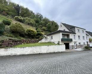 CHARMANTES ALTBAUOBJEKT MIT AUSBAUPOTENTIAL - Kaub