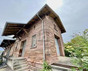 HISTORISCHE BAHNHOFHALLE AUCH FÜR GASTROBETRIEB - Grenzach-Wyhlen