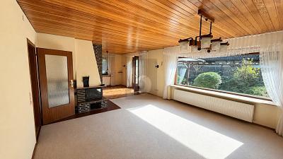 Foto - 8 Zimmer Zweifamilienhaus zum Kaufen in Tornesch