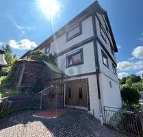 FAMILIENIDYLL MIT SOLARANLAGE & GARTENPARADIES - Zella-Mehlis