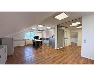 PROFESSIONELLES, INSPIRIERENDES ARBEITSUMFELD - Offenburg