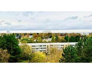 FIRMEN DOMIZIL OBERHALB DER BAUMKRONEN - Hamburg