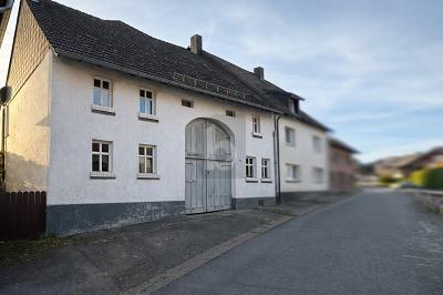 Foto - MIT EINLIEGERBEREICH UND ENTWICKLUNGSPOTENZIAL