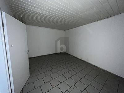 Foto - 10 Zimmer Mehrfamilienhaus, Wohnhaus in Solms