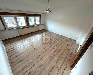 EINZIEHEN & WOHLFÜHLEN - 700,00&nbsp;EUR &nbsp;pro&nbsp; Monat Kaltmiete, ca.&nbsp; 90,00&nbsp;m&sup2;&nbsp;Wohnfl&auml;che in Marpingen (PLZ: 66646)