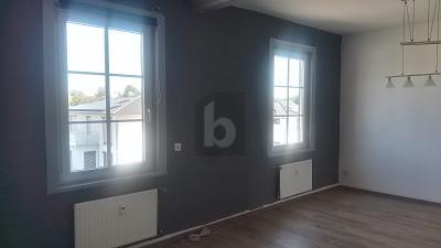 Foto - HOHE RÄUME - MIT GARTENZUGANG - 750,00&nbsp;EUR &nbsp;pro&nbsp; Monat Kaltmiete, ca.&nbsp; 97,00&nbsp;m&sup2;&nbsp;Wohnfl&auml;che
