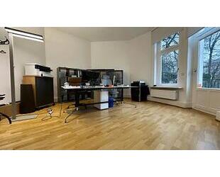 EXKLUSIV MIT ELBBLICK - 3.888,00 EUR  pro  Monat Kaltmiete, ca.  90,00 m² in Hamburg Othmarschen (PLZ: 22605)