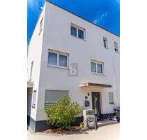 SMART HOME MIT KAMIN & DACHTERRASSE - Steinen
