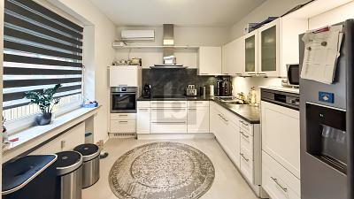 Foto - Zweifamilienhaus mit 220,00 m² in Garbsen zum Kaufen