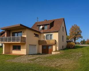 FAMILIENPARADIES IM GRÜNEN - 229.000,00 EUR Kaufpreis, ca.  143,00 m² Wohnfläche in Meßstetten (PLZ: 72469)