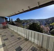 LICHTDURCHFLUTETE WOHNUNG MIT GROßEM BALKON - Stuttgart Stuttgart-Ost