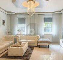 ERDGESCHOSS, SOFORT VERFÜGBAR & GARTENNUTZUNG - Oberhausen