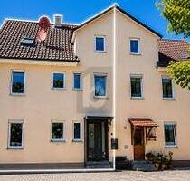 3 EINHEITEN. 6,7 % RENDITE. ZENTRAL. - Hechingen