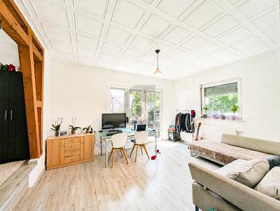 Foto - 9 Zimmer Mehrfamilienhaus, Wohnhaus zum Kaufen in Stuttgart