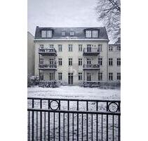 EIN ZUHAUSE MIT CHARAKTER - 1.495,00 EUR pro Monat Kaltmiete, ca. 80,00 m² Wohnfläche in Berlin-Grünau (PLZ: 12527) EIN ZUHAUSE MIT CHARAKTER - 1.495,00 EUR pro Monat Kaltmiete, ca. 80,00 m² Wohnfläche in Berlin-Grünau (PLZ: 12527)