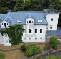 EXKLUSIVE VILLA - GEWERBE MIT 17 STELLPLÄTZEN - Suhl