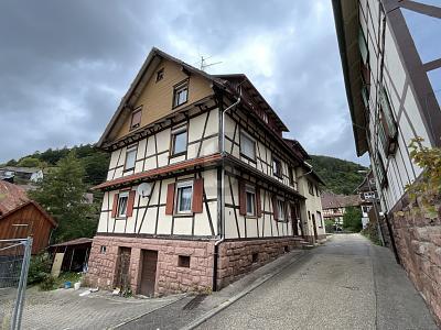 Foto - 7 Zimmer Mehrfamilienhaus, Wohnhaus in Gernsbach